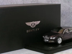 Kyosho 1/43 Bentley Flying Spur W12 / Blue Metallic (Damson) - Picture 1 of 11