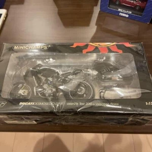 Minichamps 1/12 Scale 122 110876 Ducati Desmosedici Valencia test 2010 Rossi - Picture 1 of 5