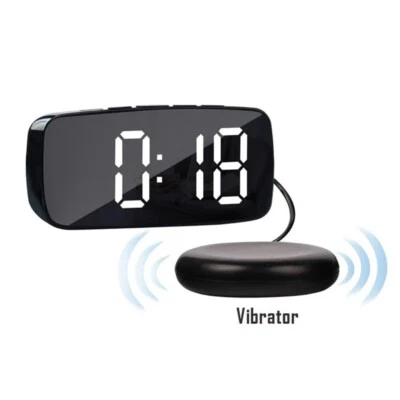 Super Loud Vibrating Alarm Clock with Bed Shaker Multifunctional Dual USB Black Foto 1 de 4