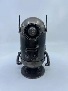 Handgefertigte DESPICABLE ME Minion Batman Skulptur Figur Recycling Altmetall - Bild 1 von 16
