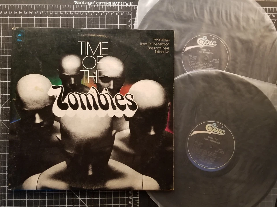 ZOMBIES Time Of The Zombies 2LPs 1979 STEREO & MONO Vinyl EPIC VG+ /VG+ Psych - Image 1 of 4