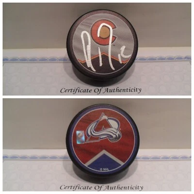 Ryan Johansen Autographed Signed Colorado Avalanche Puck COA  Reverse Retro Puck Foto 1 de 3