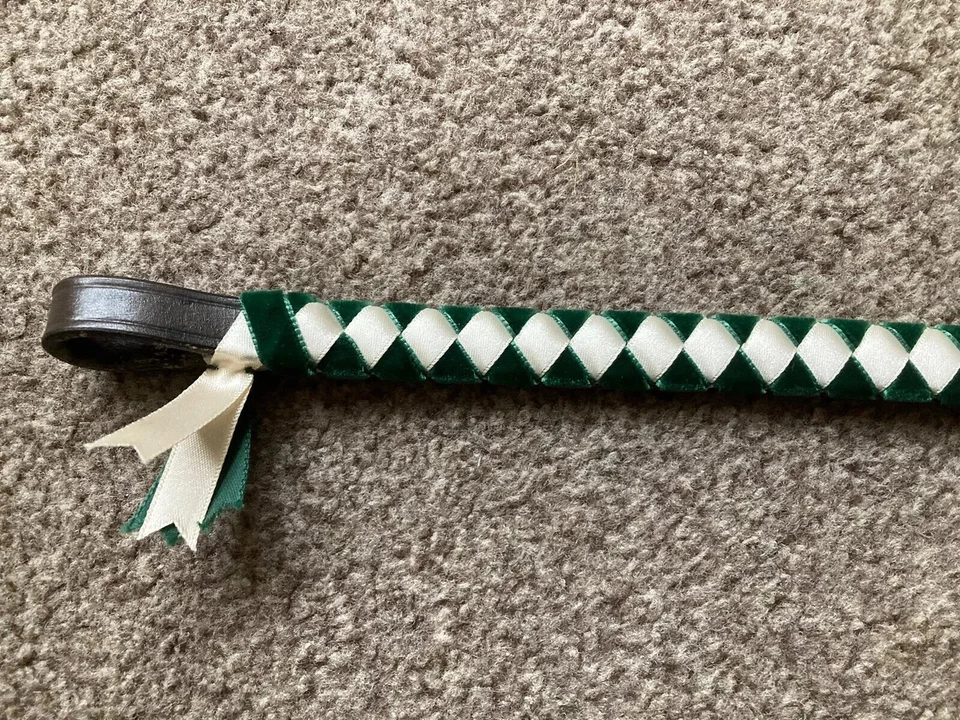 IV HORSE IV Pferd Stirnbänder mit Samtbezug. Verschiedene Farben/Größen. Neu.