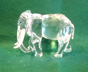 Swarovski "Elephant" Figurine, Inspiration Africa 1993 SCS Annual Edition NEW - Picture 1 of 5