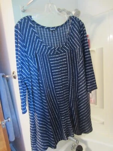NWOT women's 3/4 sleeve sweater Relativity Size 2X navy color - Picture 1 of 12
