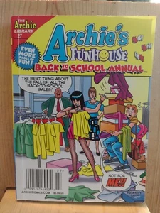 The Archie Library: #27 Archie's FUNHOUSE BACK TO SCHOOL ANNUAL DIGEST 2017 - Imagen 1 de 1