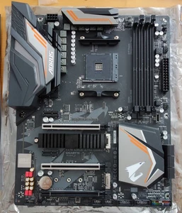 Gigabyte X470 Aorus Ultra Gaming Sockel AM4 DDR4 ATX Mainboard - Bild 1 von 10