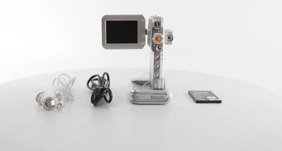 Vintage Panasonic D-Snap SD Pocket Size Digital Camcorder - Silver (SV-AV50PP-S) - Image 1 of 4