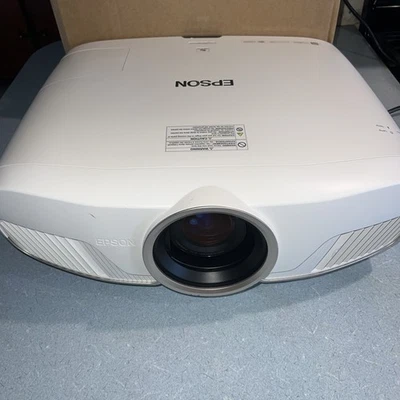 Epson Home Cinema 5040UB 3LCD Home Theater Projector READ DESCRIPTION!!! - Image 1 of 4