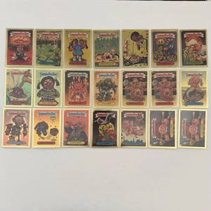 2004 Topps GPK Garbage Pail Niños Lámina de Oro Tarjetas Coleccionables Pegatinas - Lote de 21 Tarjetas - Imagen 1 de 5