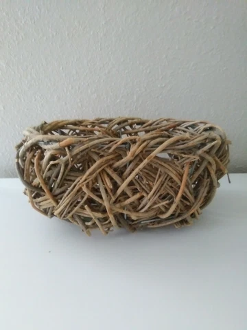 Random weave grape vine handcrafted handmade woven basket planter w metal frame Cover