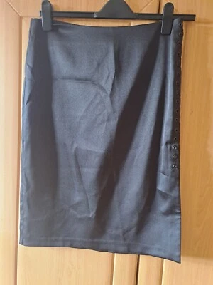 BLACK SKIRT WITH RIBBON SIDE DETAIL - Image 1 of 4