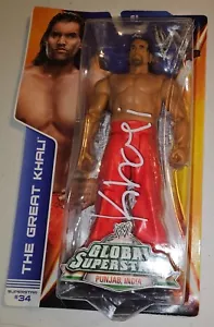 Signed Autographed WWE Basic Global Superstar #34 (2014) Mattel Great Khali - Imagen 1 de 3