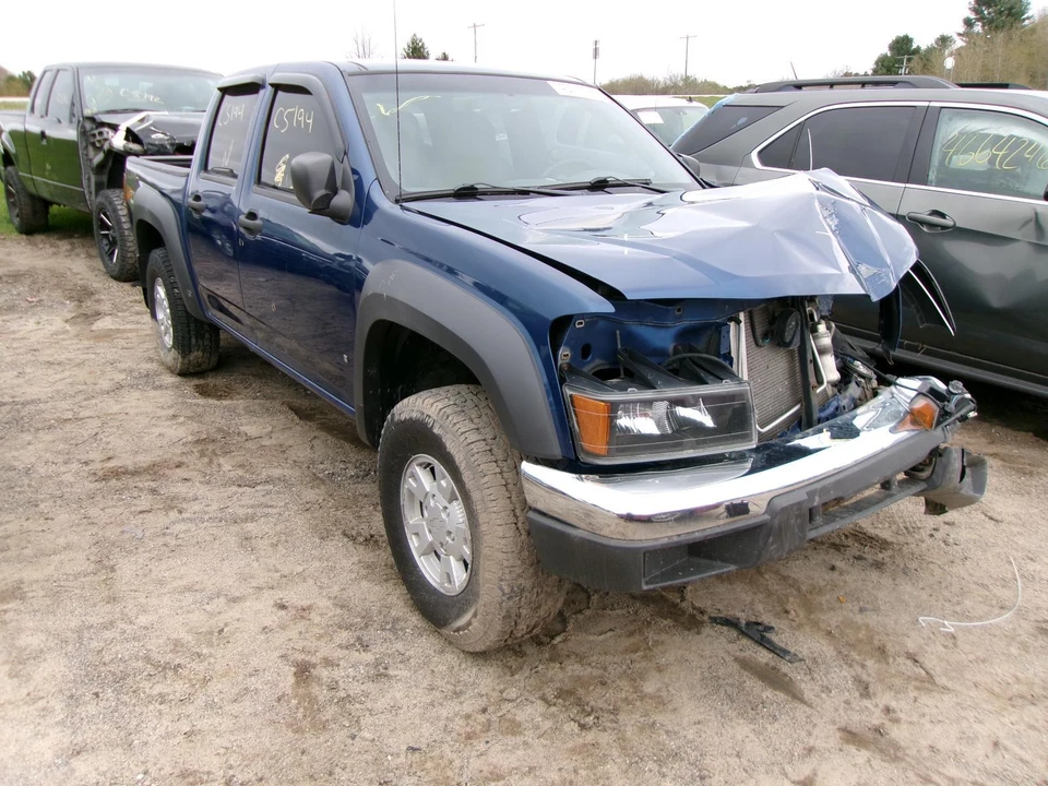 Conjunto de filtro de aire usado se adapta a: Chevrolet Colorado 2006 grado A Foto 1 de 4