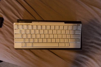 HHKB PROFESSIONAL HYBRID TYPE-S SNOW NON-BLANK WITH BLANK KEYS & ABSORPTION MAT - Image 1 of 4