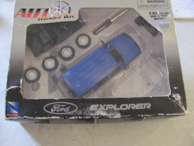 New Ray Diecast kit Ford Explorer model 1:32. - Image 1 of 4