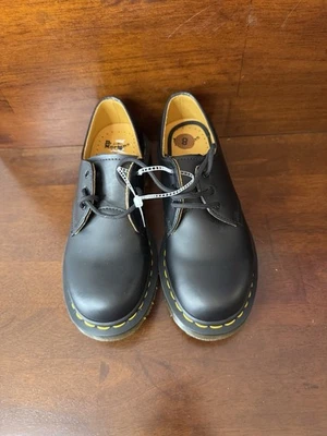 Vintage Dr. Martens 11837 Women’s Oxford Shoes Black Leather Lace-Up Docs Size 8 - Image 1 of 4