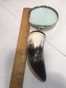 VINTAGE 4" MAGNIFYING GLASS METAL W/ NATURAL STEER HORN HANDLE - Picture 1 of 2