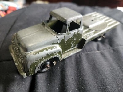 Camión Tootsietoy Ford F700 6" ejército de Estados Unidos Foto 1 de 4