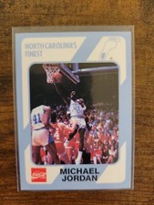 1989 Collegiate Collection #14 Michael Jordan - Carolina's Finest 1st Edition
