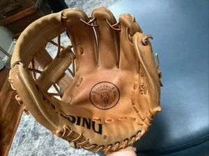 VINTAGE SPALDING #42-5415 "LOU PINIELLA" BASEBALL LEDER RECHTS HANDSCHUH TOP - Bild 1 von 12