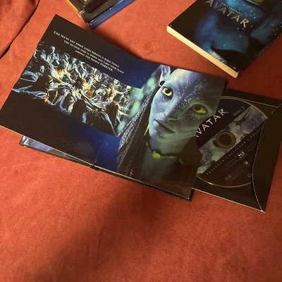 Avatar (Blu-ray Disc, 2010, 3-Disc Set, Extended Collectors Edition) Pre-owned - Image 1 of 4