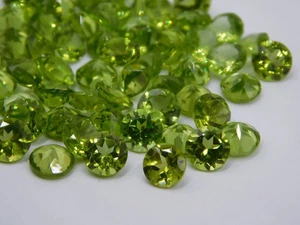 60 Stück Natürlich Peridot 4 MM Rund Cu Zertifiziert Lose Edelstein Menge + Free - Picture 1 of 7