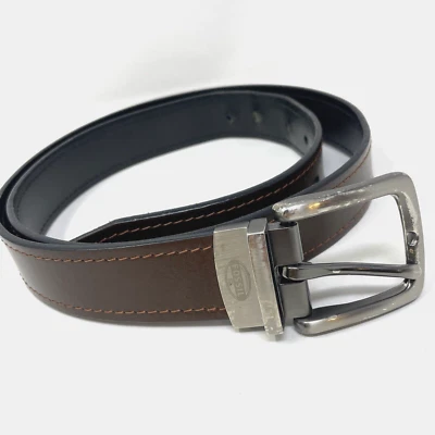 Cinturón de Cuero Reversible Fossil Talla 38 Negro/Marrón Tono Plata Logo Hebilla Foto 1 de 4