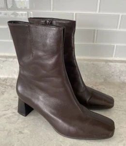Vtg. Etienne Aigner Womens Leather Brown Ankle Boots Booties Sz 6 Zip Block - Picture 1 of 9
