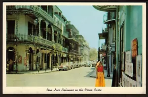Cartolina Quartiere Francese con Vecchie Auto Scena di Strada New Orleans LA Non Spedita Nuova - Foto 1 di 2