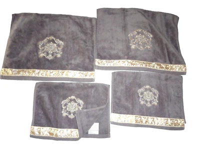 KASSA FINA amethyst EMBROIDERED crest GOLD (4P) HAND & FINGERTIP TOWEL SET - Image 1 of 4