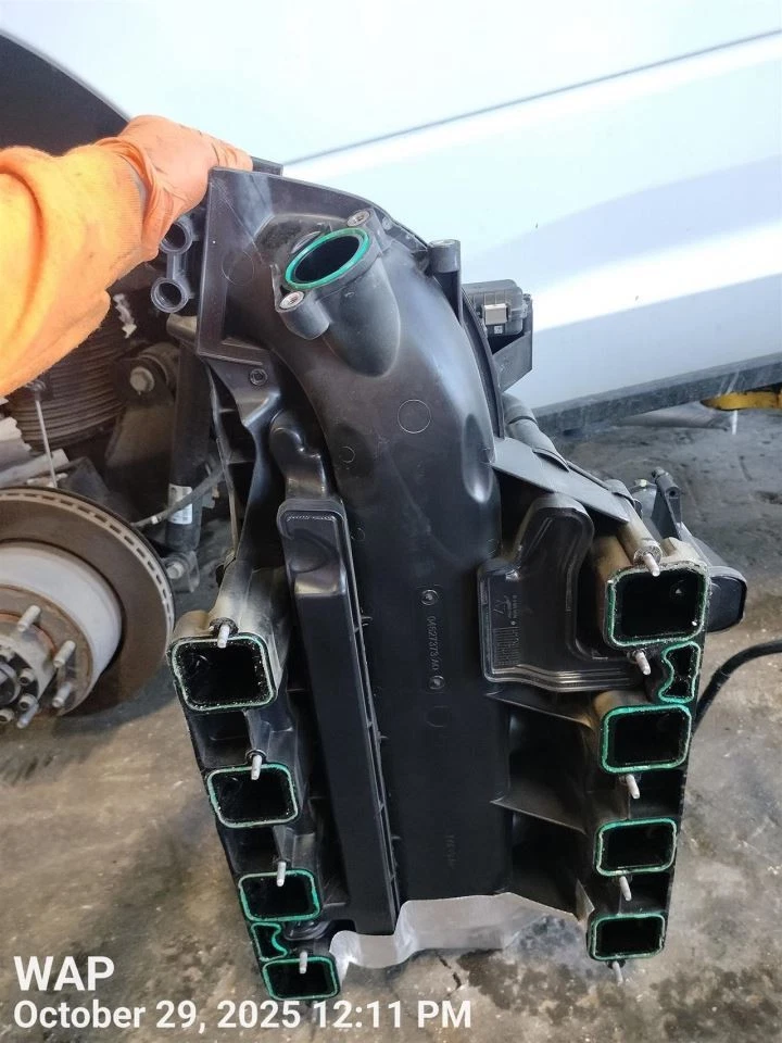 Colector de admisión 6,4 L para camioneta Dodge 2500 15-24 7647094 Foto 1 de 4