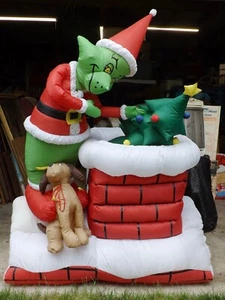 Vtg Rare Animated Grinch Stealing Christmas Tree with Max Airblown Inflatable - Picture 1 of 3