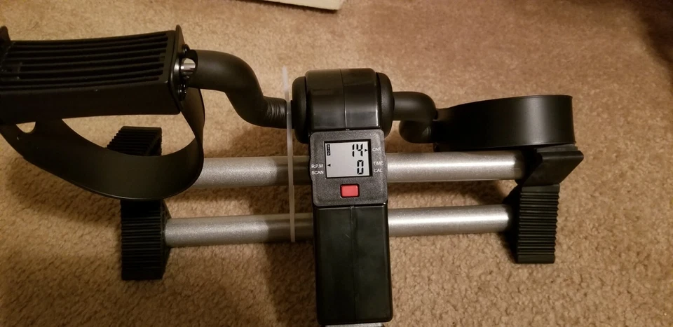 Portable mini exercise bike - Image 1 of 1