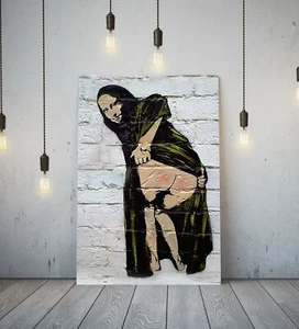 BANKSY MOONA MONA LISA - CANVAS/FRAMED WALL ART PICTURE PRINT - CREAM & BLACK - Picture 1 of 8