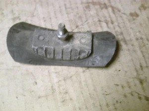 1973 Husqvarna CR 400 front wheel rim lock - Picture 1 of 1