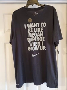 NEU Megan Rapinoe Fußball schwarz Nike Dri-Fit Core SS Tee Fußball T-Shirt Herren XL - Bild 1 von 4