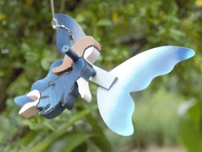 Blue Fairy Mini Whirligigs Whirligig Molino de Viento Patio Arte Hecho a Mano de Madera Foto 1 de 2