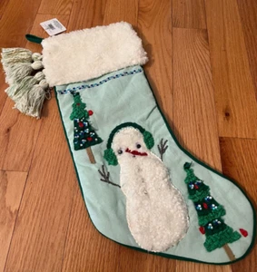 Medias de Navidad, verde con muñeco de nieve, árboles decorados, 19 x 7 pulgadas, nuevo - Imagen 1 de 8