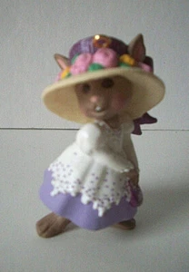 Hallmark coniglio vestito primaverile cofani Pasqua primavera ornamento - Foto 1 di 3