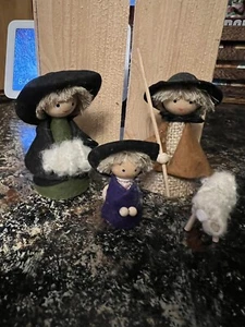 Muñecas de madera, familia de pastores de ovejas con cordero, Resi Prosel original, W. Alemania - Imagen 1 de 4
