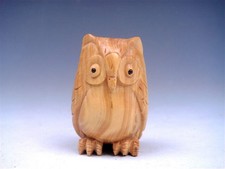 Boxwood Hand Carved Japanese Netsuke Sculpture Owl Night Eagle #04022003
