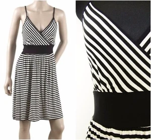 Vestido jersey de verano monocromo negro blanco negro a rayas Clockhouse a rayas - Imagen 1 de 10
