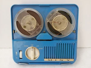 Grabadora de cinta portátil de carrete a carrete Sanyo Miny vintage azul piezas no probadas - Imagen 1 de 14
