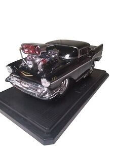 2001 Funline Muscle Machines 1957 Chevy Belair 1/18 Black Collectible Hot Rod