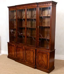 Großer verglaster Bücherschrank Bevan Funnell Breakfront Vitrine - Bild 1 von 11