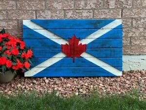 Antique chalet arrière-cour décorative bleu blanc Canada drapeau douche faite à la main