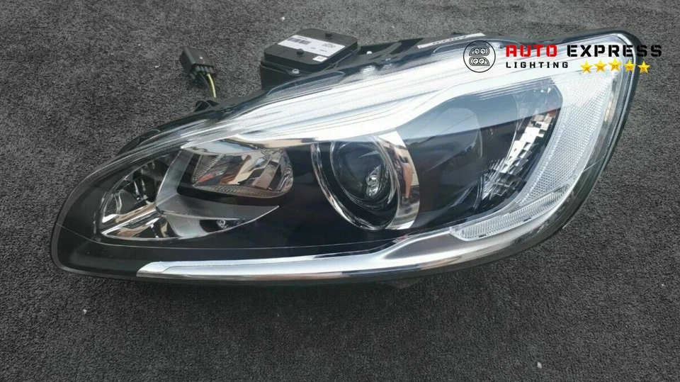 VOLVO S60 V60 SCHEINWERFER FACELIFT BI-XENON 31698818 LINKS TOP ZUSTAND! - Bild 1 von 4