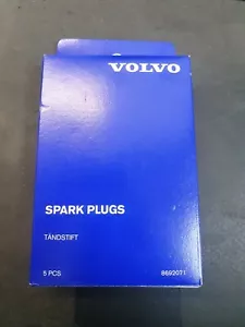 Original Volvo Zündkerzen 5 Zylinderm. mit Turbo 850/S60/S/V70/S80 *8692071* - Picture 1 of 3