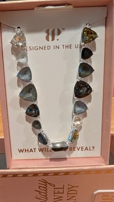 Caramelo Bomb Party Jewel "Mazapán Drip" BR37033 Corbata Negra Crepúsculo/Plateado Foto 1 de 3